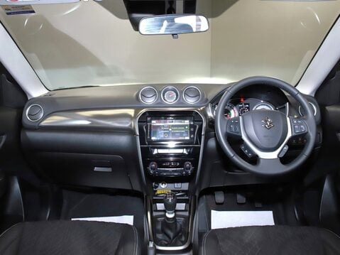 Suzuki Vitara 1.4 Boosterjet 48V Hybrid SZ5 5dr 17