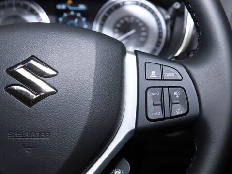Suzuki Vitara 1.4 Boosterjet 48V Hybrid SZ5 5dr 29