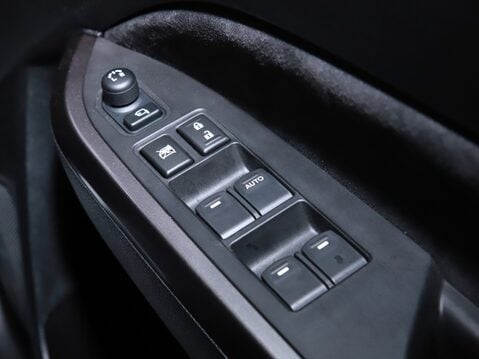 Suzuki Vitara 1.4 Boosterjet 48V Hybrid SZ5 5dr 31