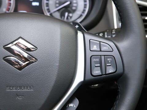 Suzuki S-Cross 1.5 Hybrid Motion 5dr AGS 29