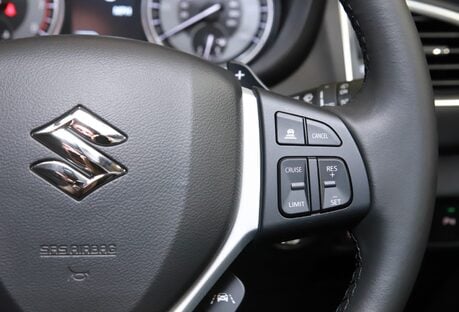 Suzuki S-Cross 1.5 Hybrid Motion 5dr AGS