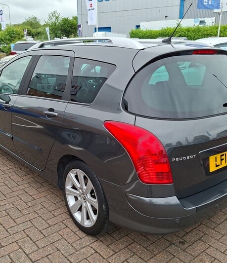 Peugeot 308 1.6 e-HDi 115 Active 5dr [Sat Nav]