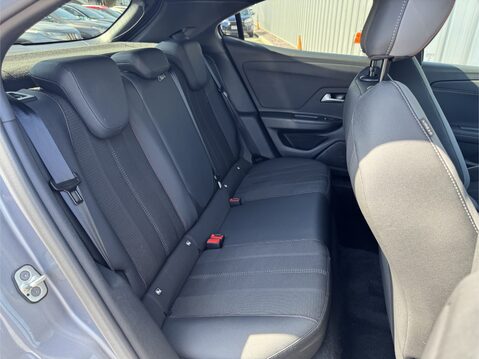 Vauxhall Mokka 100kW GS 50kWh 5dr Auto 29