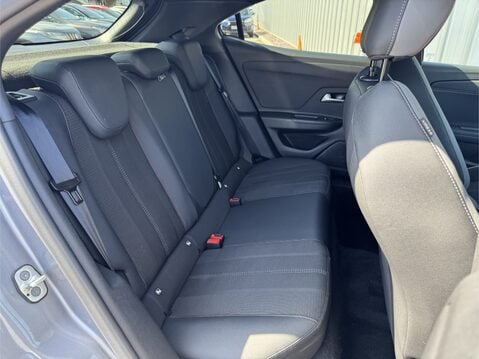 Vauxhall Mokka 100kW GS 50kWh 5dr Auto 29