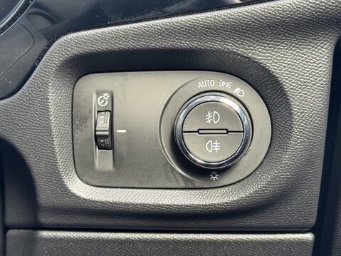 Vauxhall Corsa 100kW Elite Nav 50kWh 5dr Auto [7.4kWCh] 32
