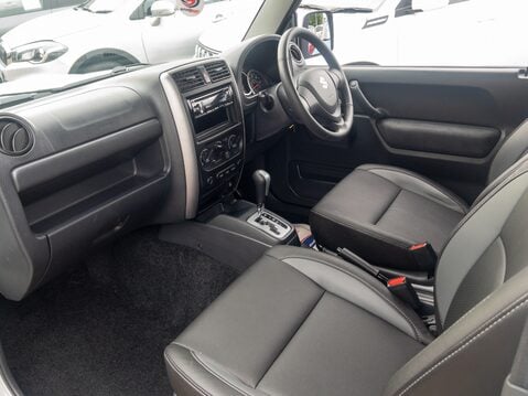 Suzuki Jimny 1.3 VVT SZ4 3dr Auto 2