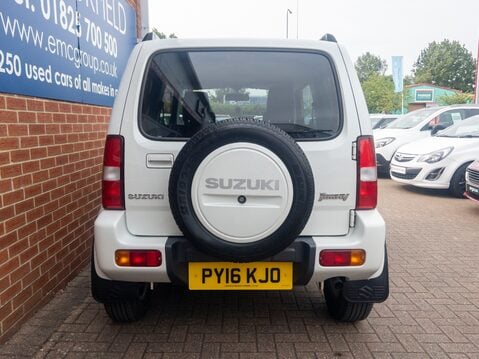 Suzuki Jimny 1.3 VVT SZ4 3dr Auto 10