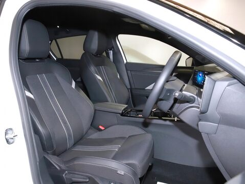 Vauxhall Astra 1.2 Turbo 130 GS 5dr 19