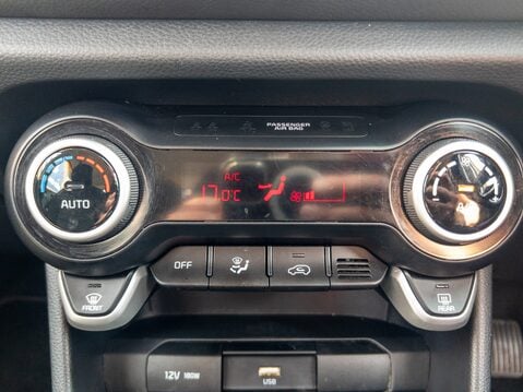 Kia Picanto 1.0 3 5dr [4 seats] 33