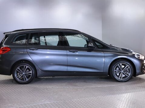 BMW 2 Series 220i Sport 5dr DCT 10