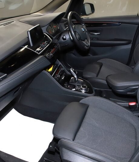 BMW 2 Series 220i Sport 5dr DCT