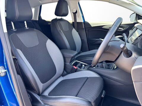 Vauxhall Grandland X 1.2 Turbo Griffin Edition 5dr 17