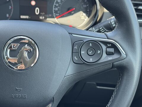 Vauxhall Grandland X 1.2 Turbo Griffin Edition 5dr 29