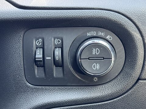 Vauxhall Grandland X 1.2 Turbo Griffin Edition 5dr 30