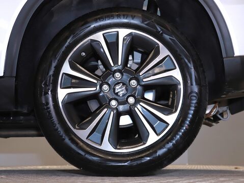 Suzuki Vitara 1.5 Hybrid SZ5 5dr AGS 14
