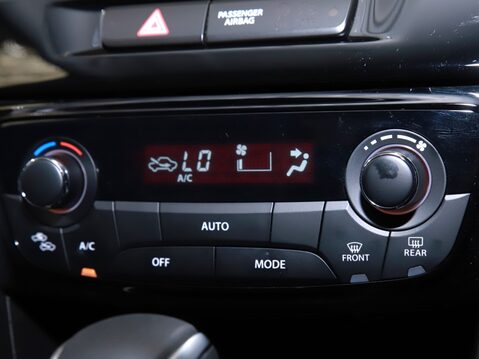 Suzuki Vitara 1.5 Hybrid SZ5 5dr AGS 27