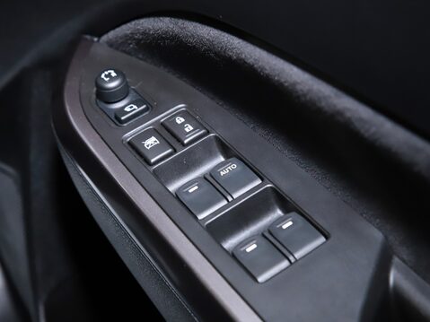 Suzuki Vitara 1.5 Hybrid SZ5 5dr AGS 31