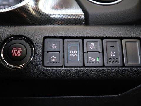 Suzuki Vitara 1.5 Hybrid SZ5 5dr AGS 32
