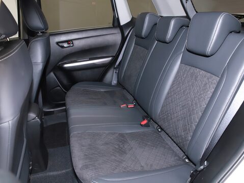 Suzuki Vitara 1.5 Hybrid SZ5 5dr AGS 36