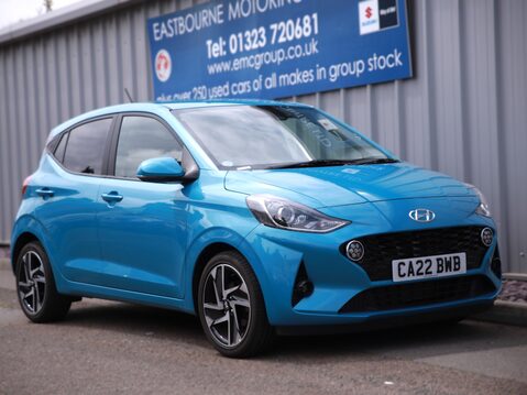 Hyundai i10 1.0 MPi Premium 5dr Auto 1