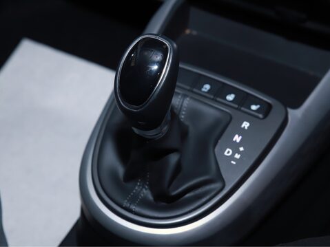 Hyundai i10 1.0 MPi Premium 5dr Auto 26