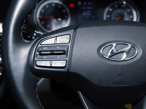 Hyundai i10 1.0 MPi Premium 5dr Auto 27