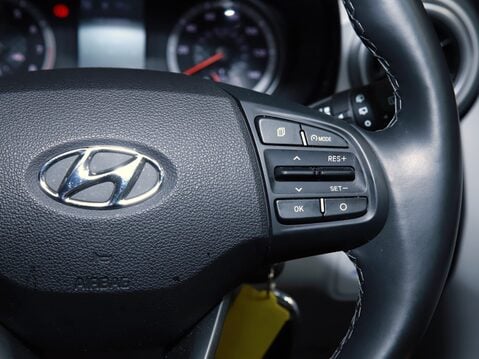 Hyundai i10 1.0 MPi Premium 5dr Auto 29