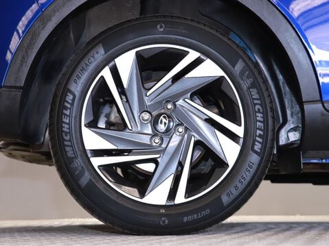 Hyundai BAYON 1.0 TGDi 48V MHEV SE Connect 5dr 11