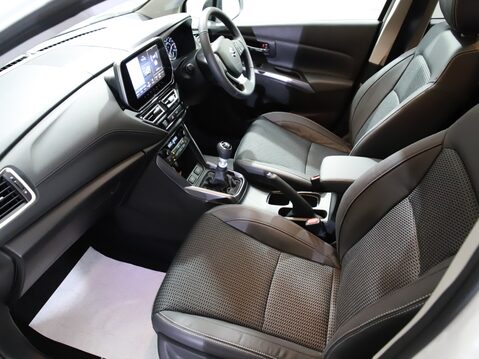 Suzuki S-Cross 1.4 Boosterjet 48V Hybrid Ultra 5dr 2