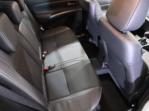 Suzuki S-Cross 1.4 Boosterjet 48V Hybrid Ultra 5dr 27
