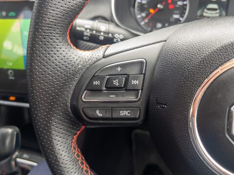 MG ZS 1.0T GDi Excite 5dr DCT 27