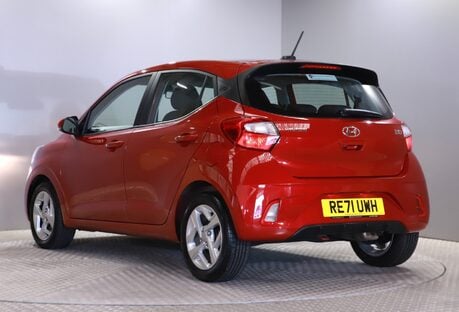 Hyundai i10 1.0 MPi SE Connect 5dr