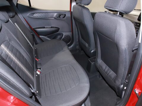 Hyundai i10 1.0 MPi SE Connect 5dr 30