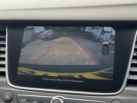 Vauxhall Grandland X 1.2 Turbo SRi Nav 5dr 23