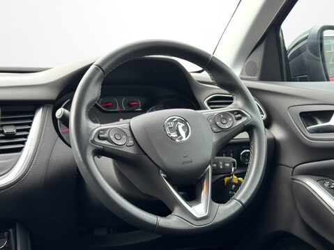 Vauxhall Grandland X 1.2 Turbo SRi Nav 5dr 16