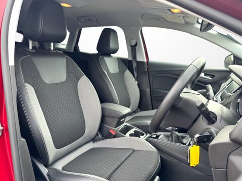Vauxhall Grandland X 1.2 Turbo SRi Nav 5dr 17