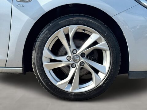 Vauxhall Astra 1.4T 16V 150 SRi 5dr Auto 12