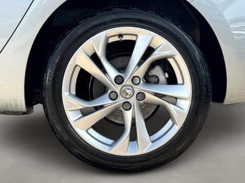 Vauxhall Astra 1.4T 16V 150 SRi 5dr Auto 13