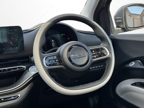 Fiat 500 87kW La Prima 42kWh 3dr Auto 17