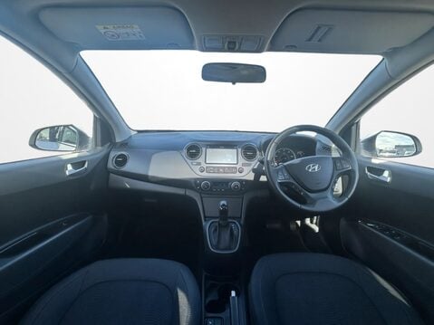 Hyundai i10 1.2 Premium SE 5dr Auto 16