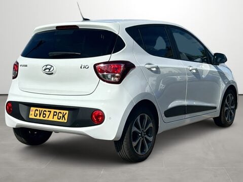Hyundai i10 1.2 Premium SE 5dr Auto 9