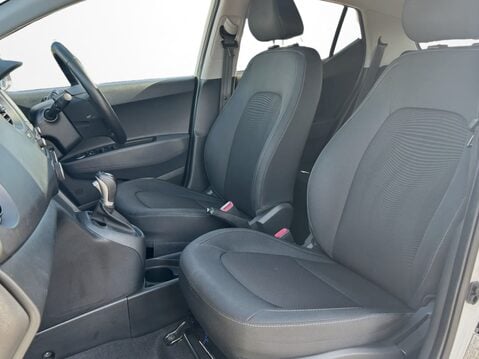 Hyundai i10 1.2 Premium SE 5dr Auto 20