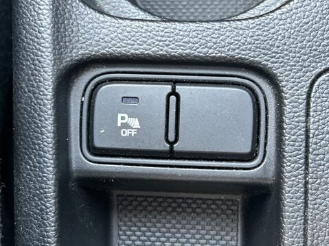 Hyundai i10 1.2 Premium SE 5dr Auto 27