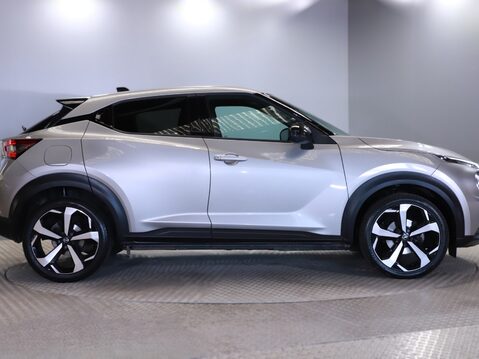 Nissan Juke 1.0 DiG-T 114 Tekna 5dr 10