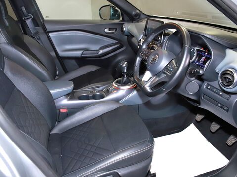 Nissan Juke 1.0 DiG-T 114 Tekna 5dr 18