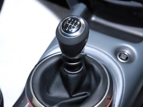 Nissan Juke 1.0 DiG-T 114 Tekna 5dr 27