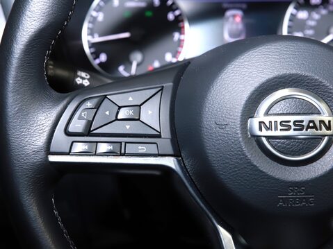 Nissan Juke 1.0 DiG-T 114 Tekna 5dr 29
