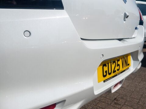 Suzuki Swift 1.2 Mild Hybrid Motion 5dr 11