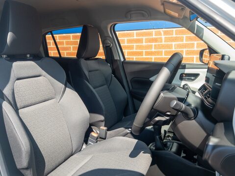 Suzuki Swift 1.2 Mild Hybrid Motion 5dr 19