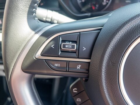 Suzuki Swift 1.2 Mild Hybrid Motion 5dr 27